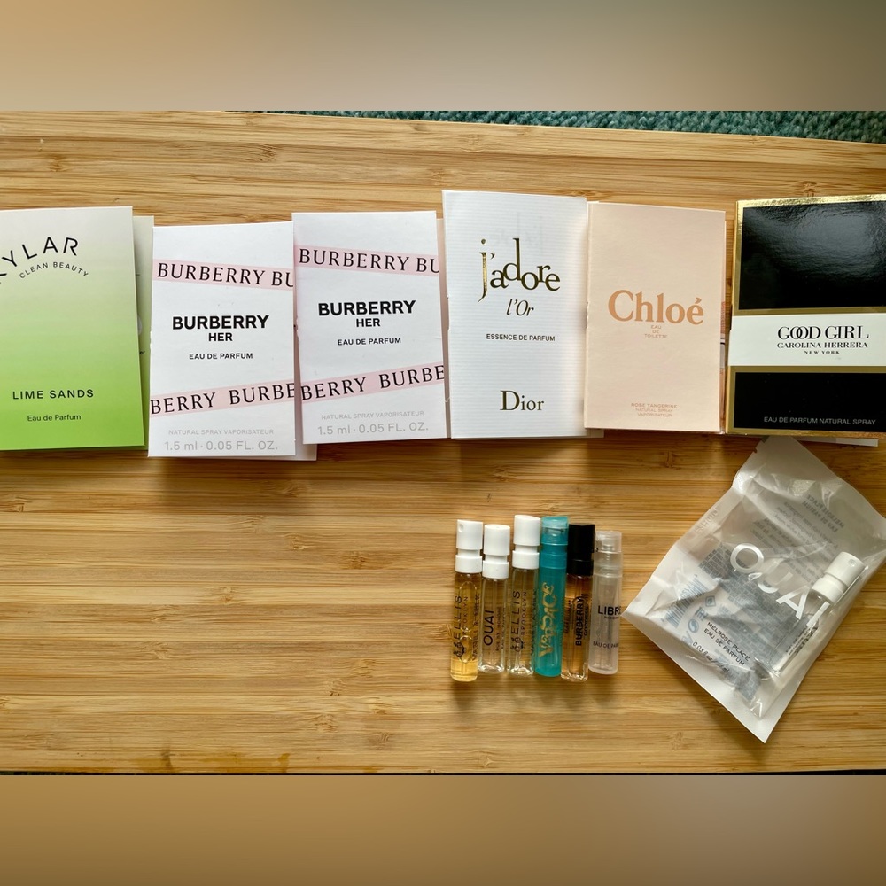 Luxury perfume sampler set